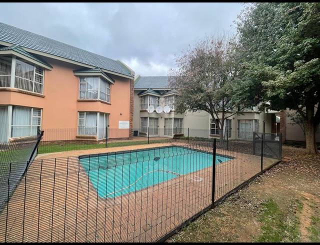 1 BEDROOM APARTMENT FOR SALE IN DASSIE RAND